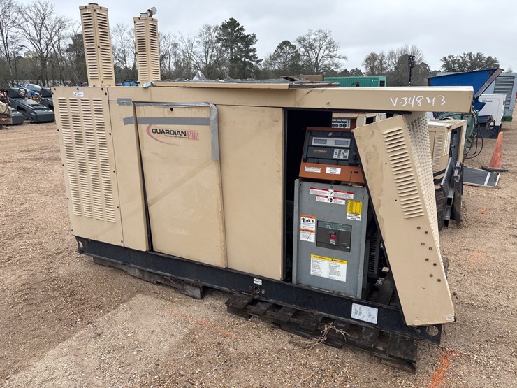 #34843-•-generac-guardian-generator-image-1