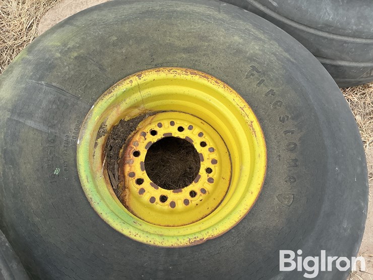 16.5l-16.1-tires-&-rims-image-11