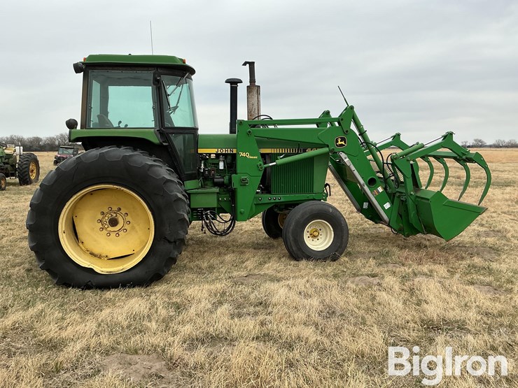 1983-john-deere-4450-image-4