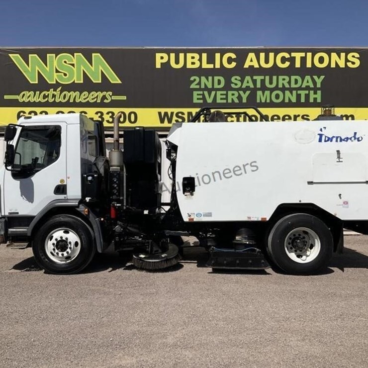 2016 KENWORTH K370