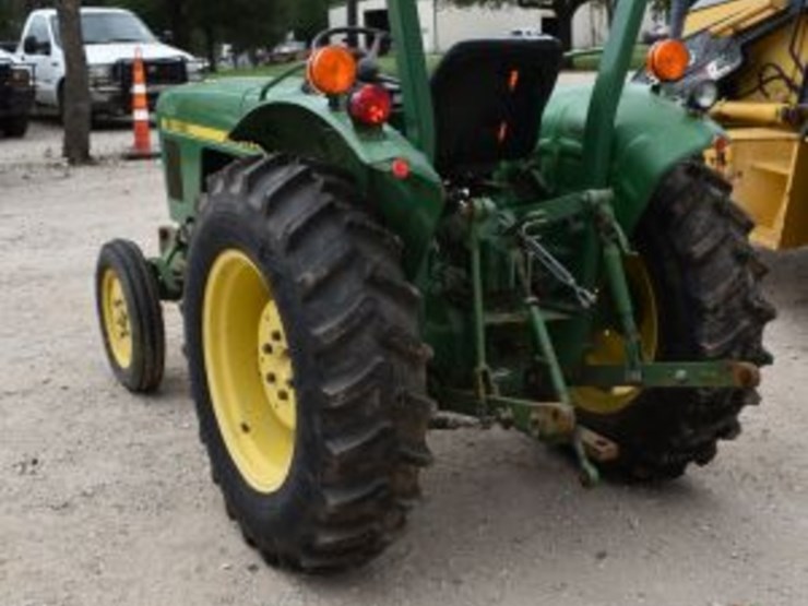 john-deere-850-image-4