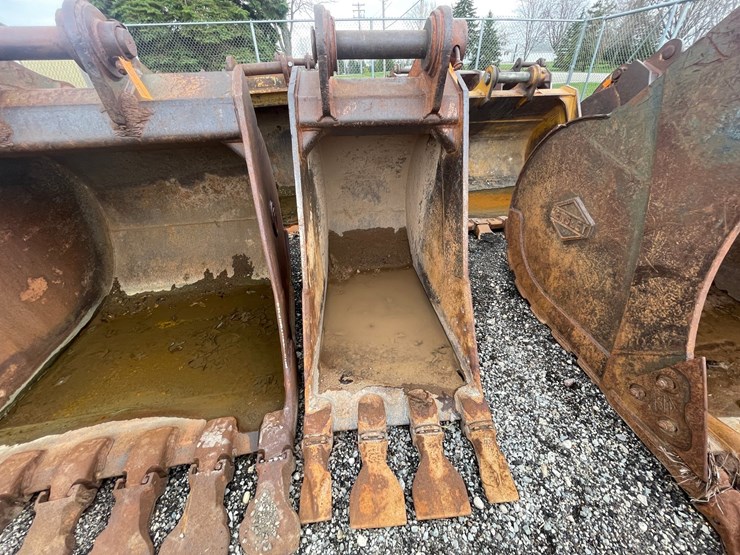 #5011-•-excavator-bucket-image-6