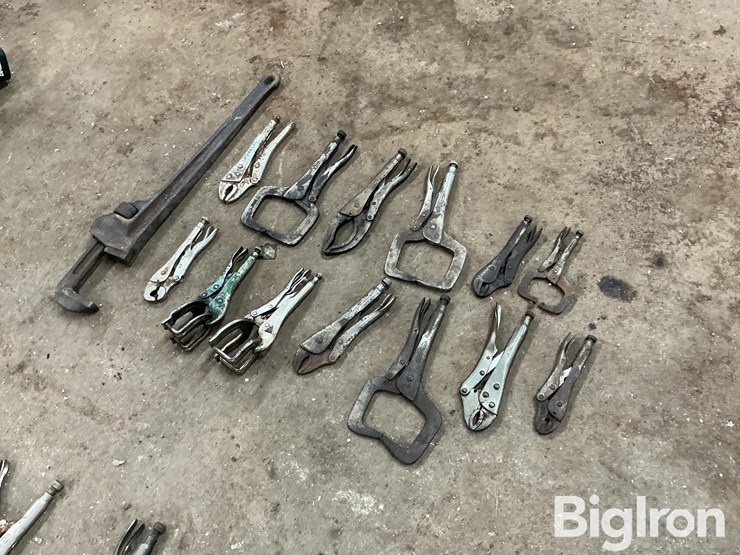 vise-grips-&-pipe-wrench-image-1