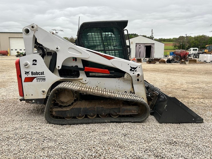 2020-bobcat-t770-image-5