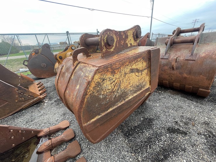 #5012-•-excavator-bucket-image-5