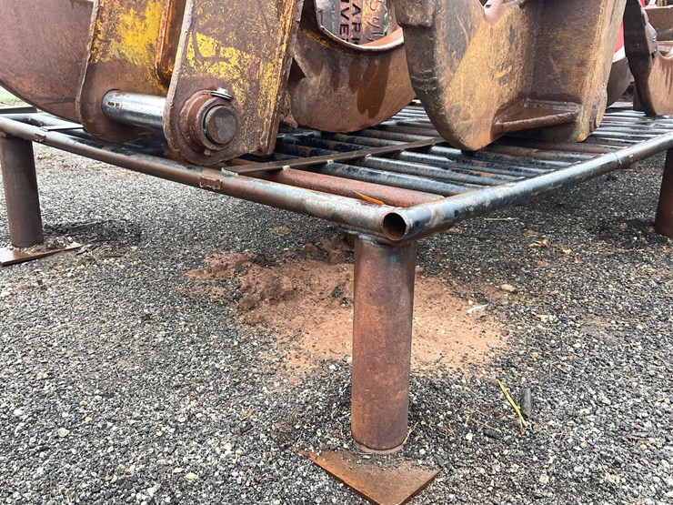 #5072-•-heavy-duty-metal-rack-image-2