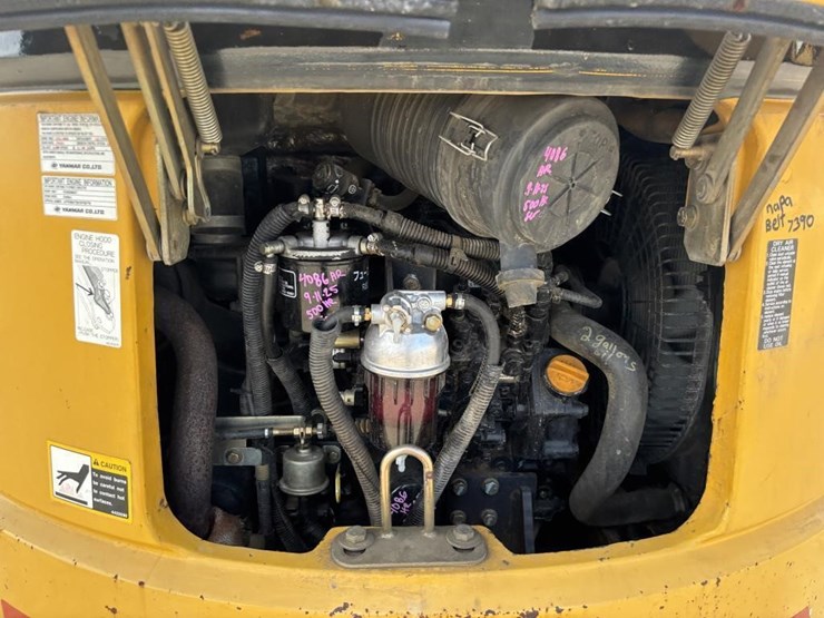 2006-deere-27d-image-43