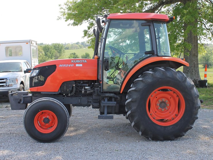 2012-kubota-m8540-image-2