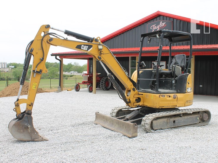 caterpillar-303.5e2-cr-image-1