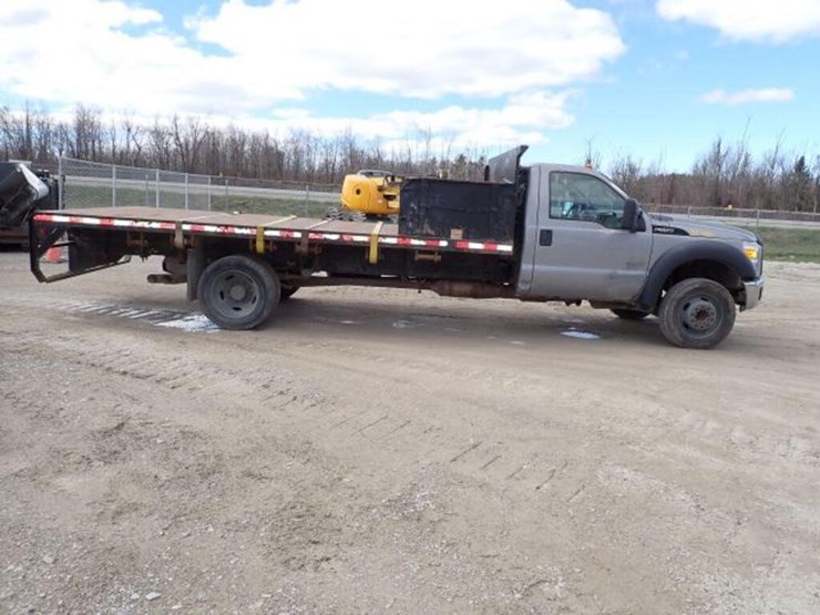 2012-ford-f550-xl-image-4