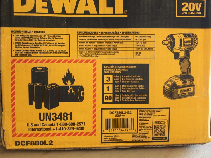 #2015-•-dewalt-1/2in-cordless-impact-wrench-image-2