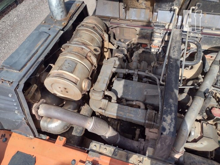hitachi-zx350lc-6n-image-43