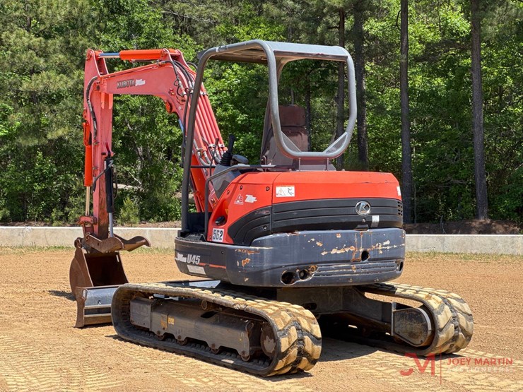 2009-kubota-u45-image-1