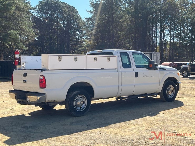 2013-ford-f250-xl-image-2