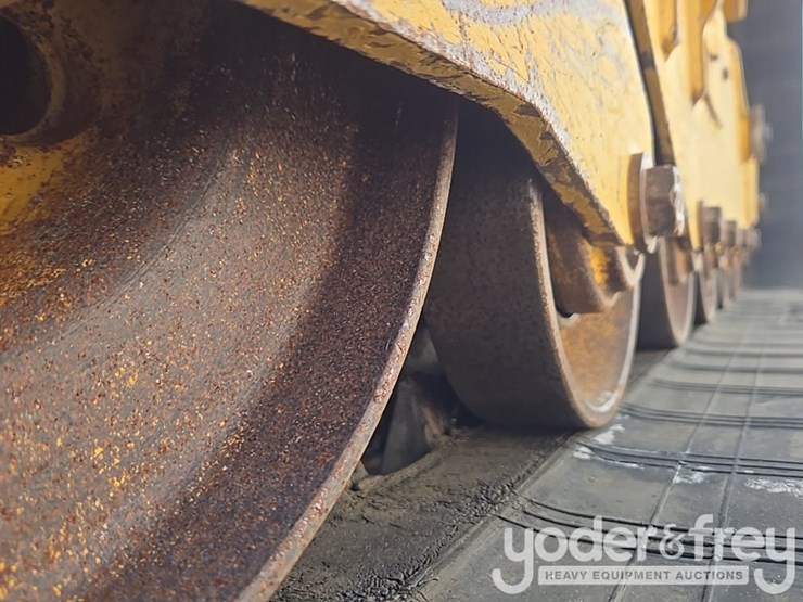 2021-caterpillar-289d3-image-13