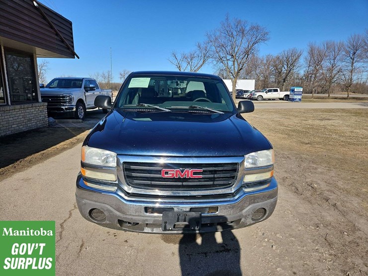 2006-gmc-sierra-1500-image-6