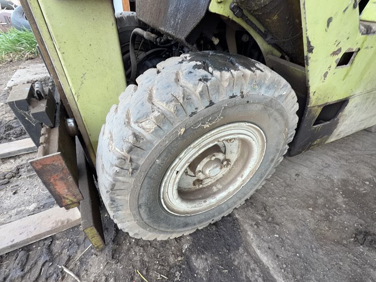 clark-l500y55-forklift-image-25