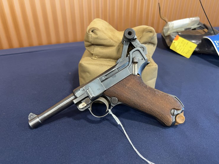 german-luger-dwm-1918-pistol-image-2