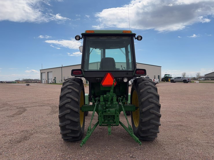 john-deere-4430-image-6