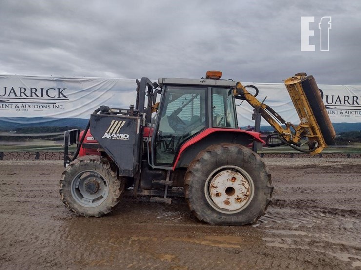 2002-massey-ferguson-4233-image-1