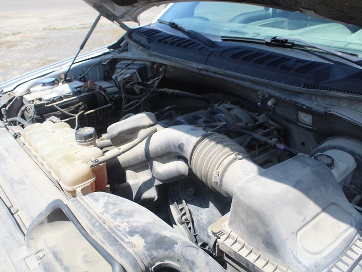 2020-ford-f150-image-13