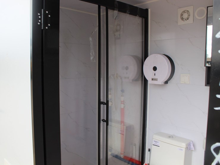 #35789-•-portable-restroom-image-5