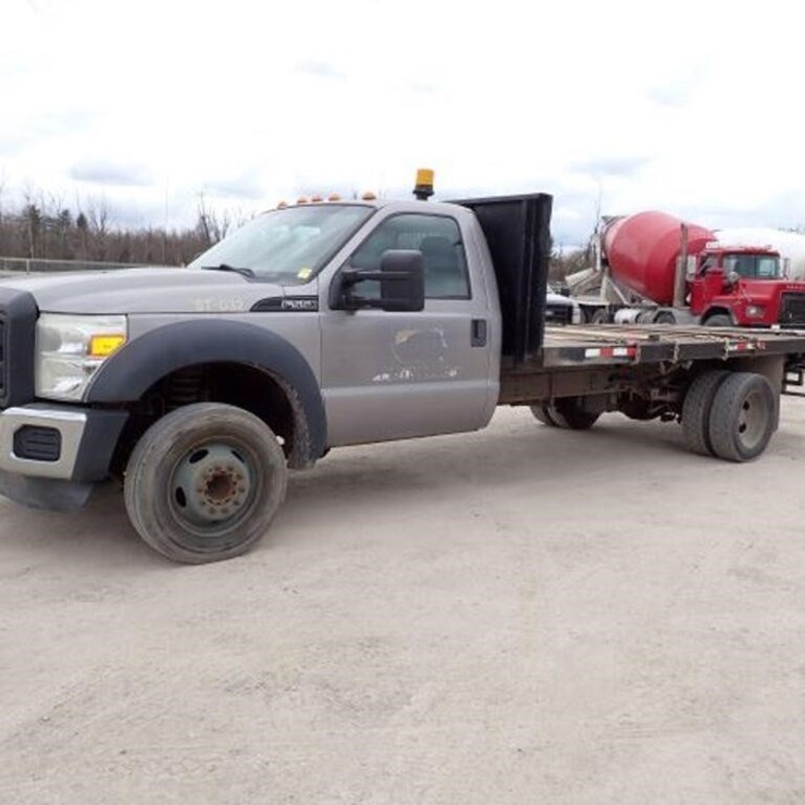 2014 FORD F550 XL