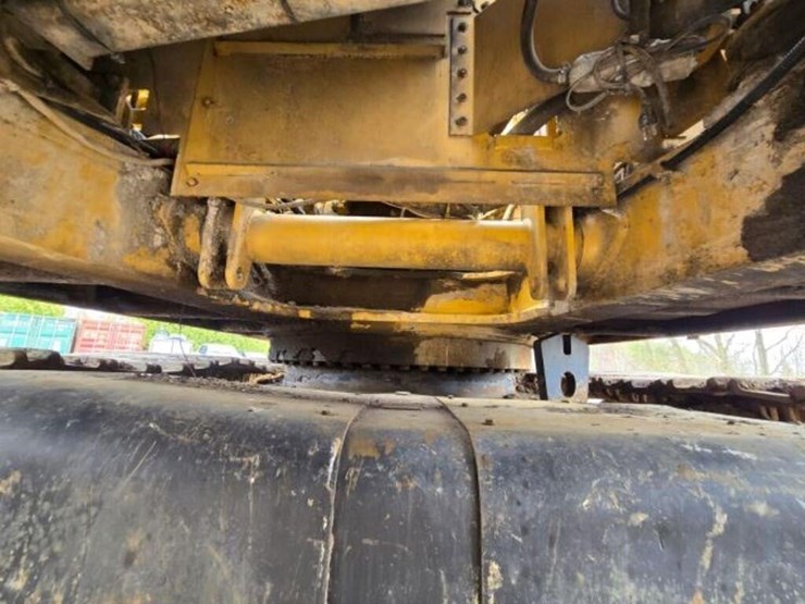 1990-caterpillar-245b-image-20