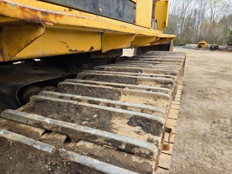 1990-caterpillar-245b-image-18
