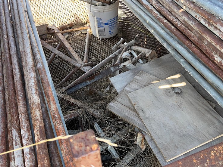 safe-way-scaffolding-on-carrying-cage-image-5