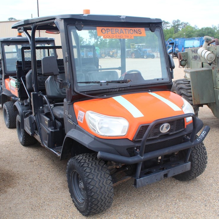 2017 KUBOTA RTVX1140