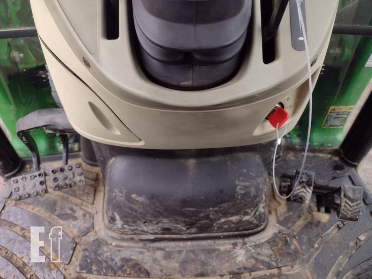 2011-john-deere-3720-image-13