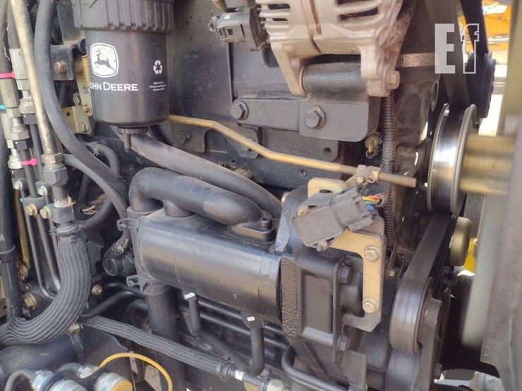 john-deere-4720-image-29