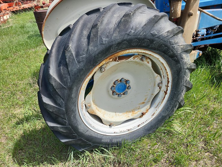 ford-601-workmaster-image-18