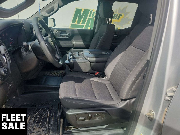 2022-chevrolet-silverado-1500-image-17