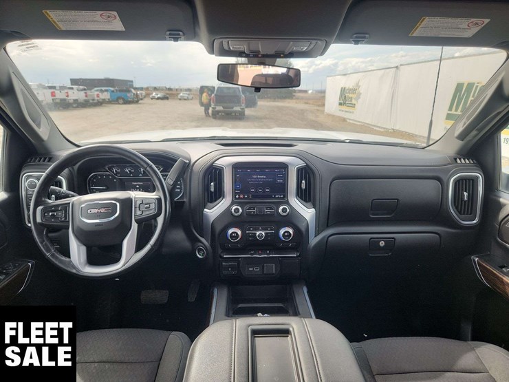 2021-gmc-sierra-2500hd-image-8