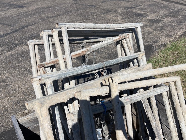 masonry-bucket-stands-image-6