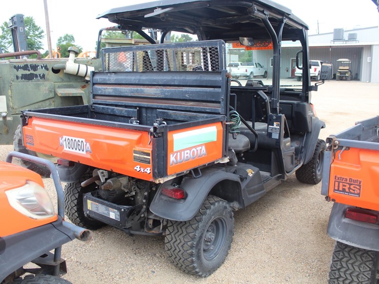 2017-kubota-rtvx1140-image-4