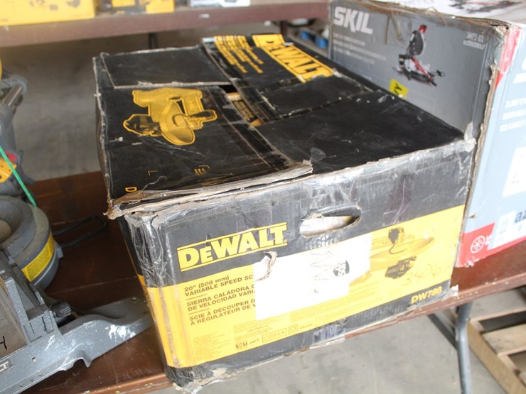 #3406-•-dewalt-dw78-20in-speed-scroll-saw-image-1