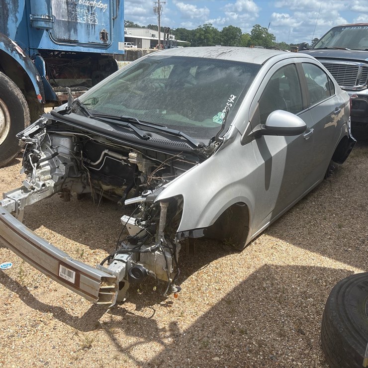 #35542 • 2015 CHEVROLET SONIC | PARTS OR REPAIR | RECONSTRUCTED TITLE