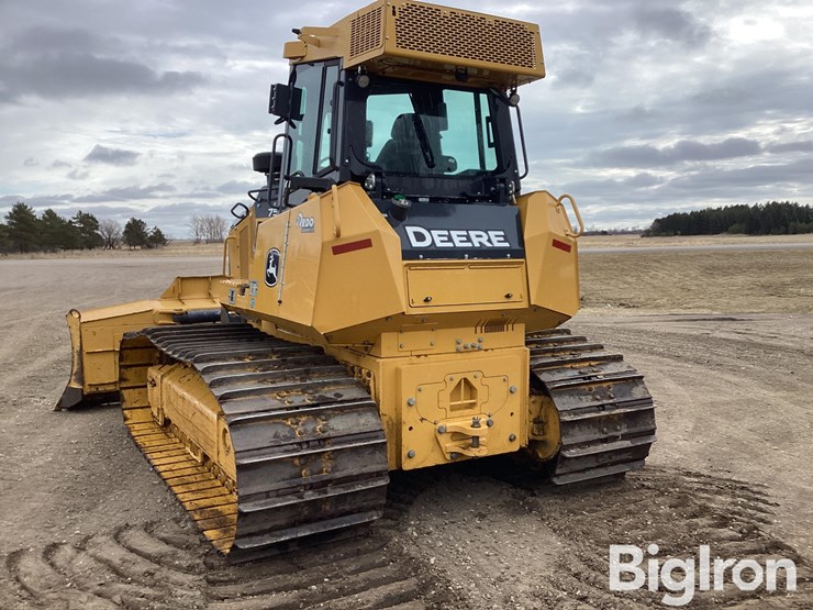 2018-deere-750k-image-7