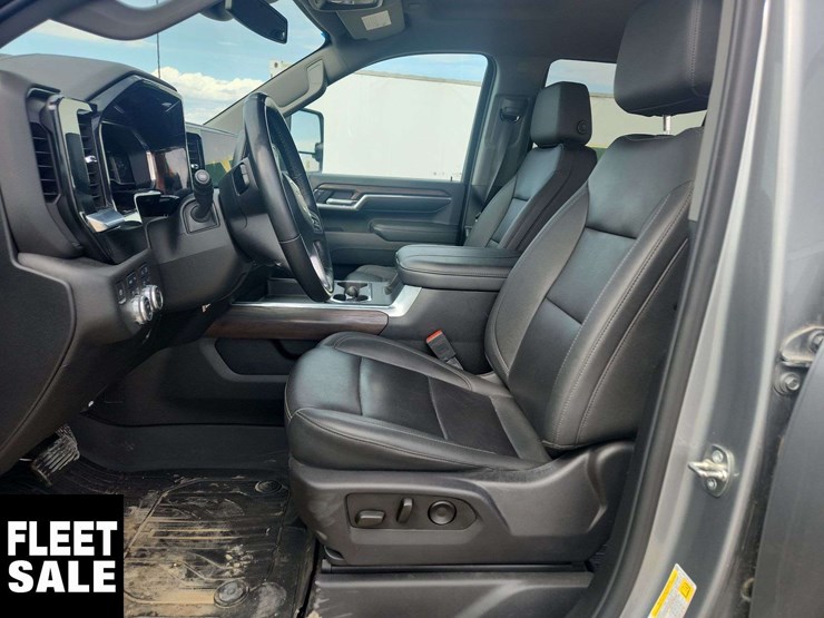 2024-gmc-sierra-2500hd-image-18