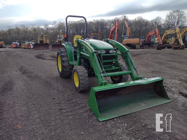 2005-john-deere-4320-image-27