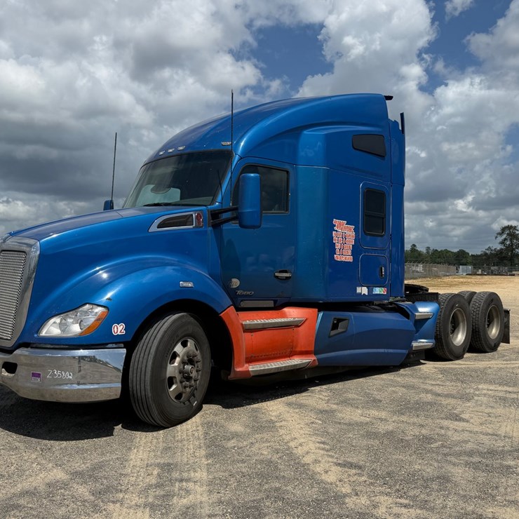 2015 KENWORTH T680