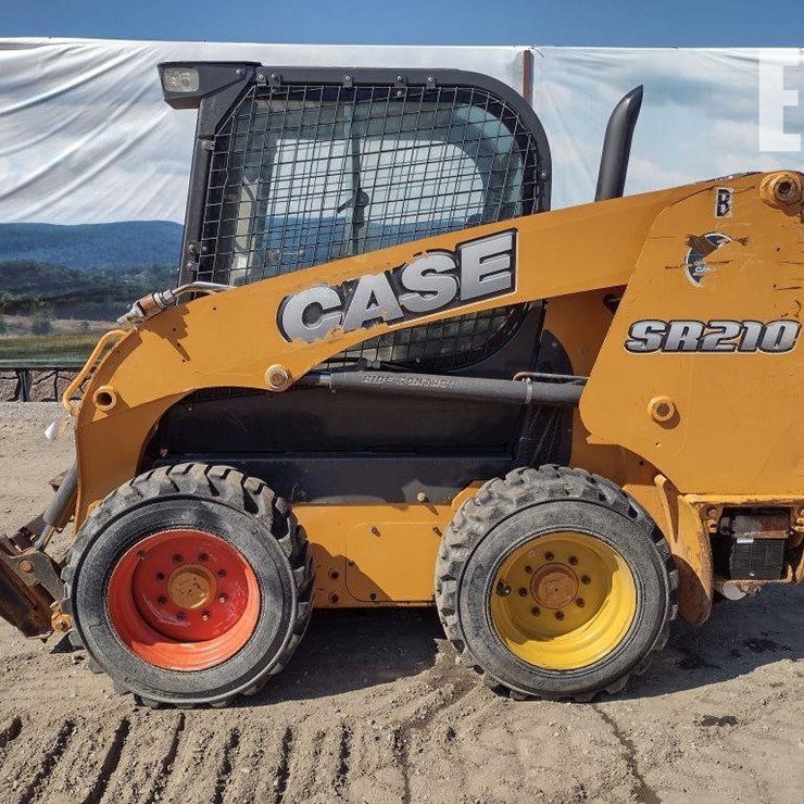 CASE SR210