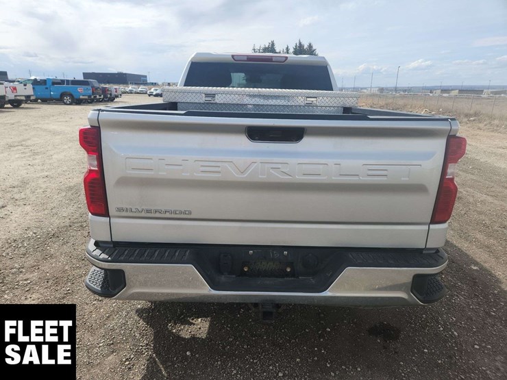 2022-chevrolet-silverado-1500-image-23