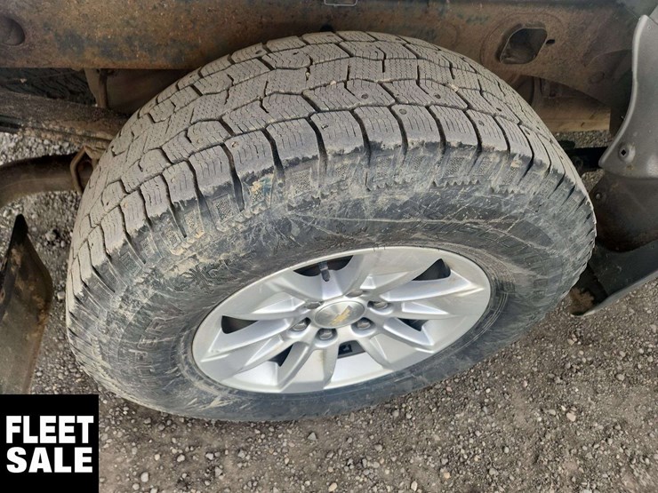 2022-chevrolet-silverado-1500-image-32