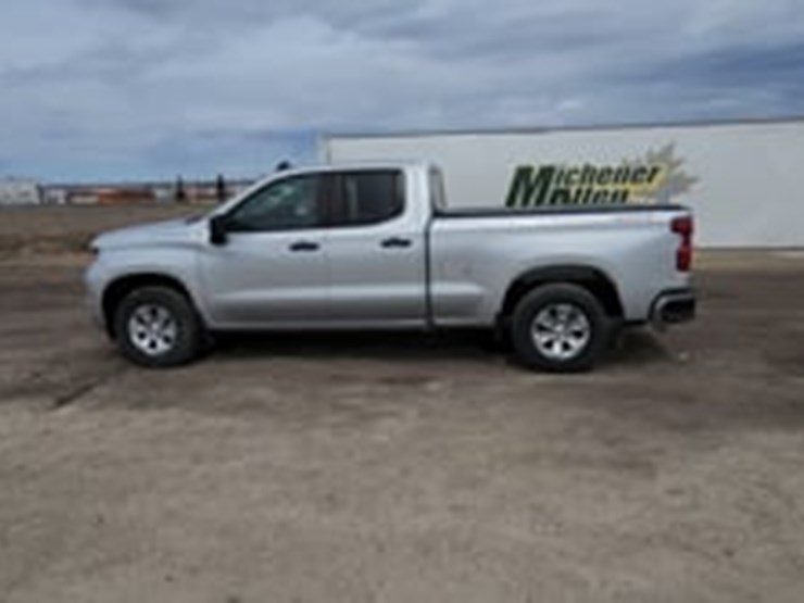 2022-chevrolet-silverado-1500-image-5
