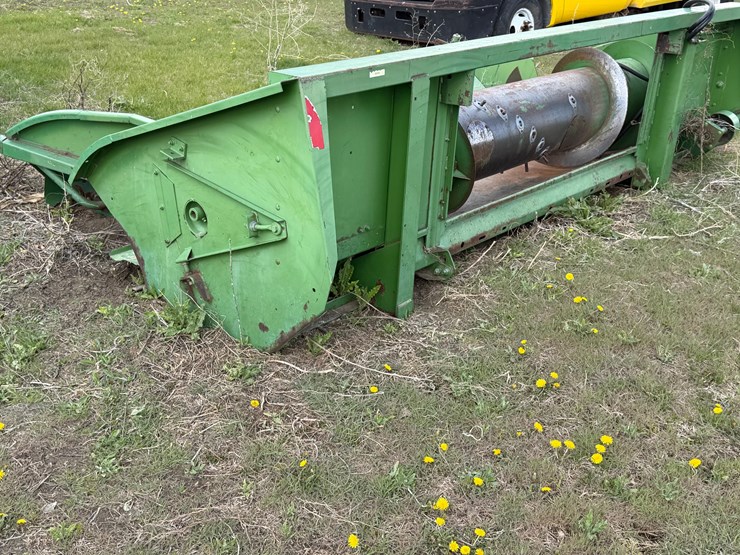john-deere-212-image-9