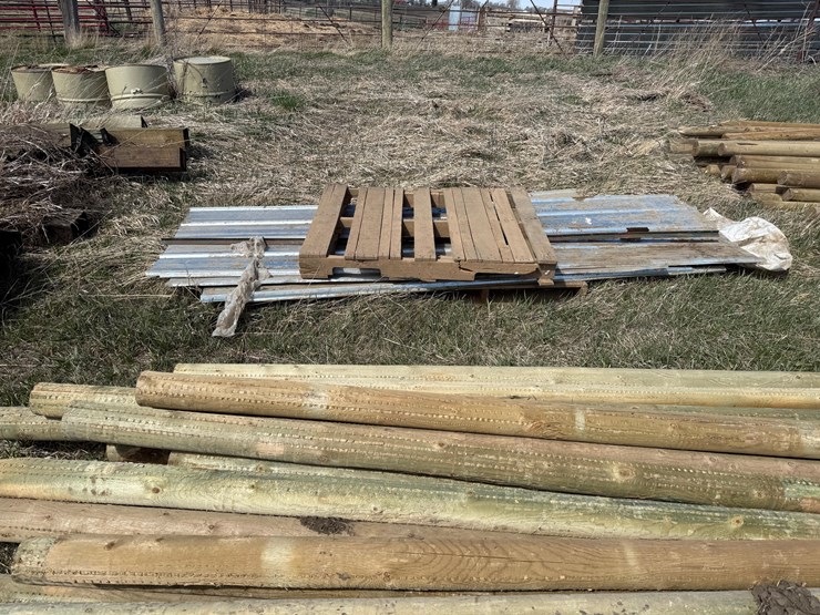 sold-onsite-only---posts,-wire-image-9